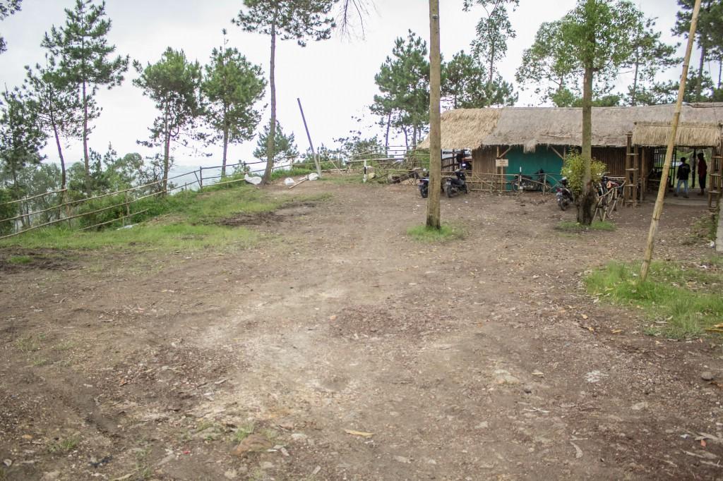 Готель Papandayan Camping Ground Cileuleuy Екстер'єр фото
