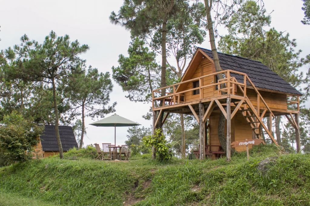 Готель Papandayan Camping Ground Cileuleuy Екстер'єр фото
